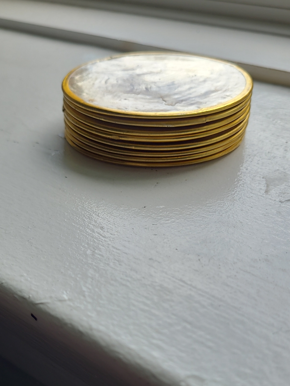 Set Of 8 Capriz Shell Coasters - Picture 7 of 7